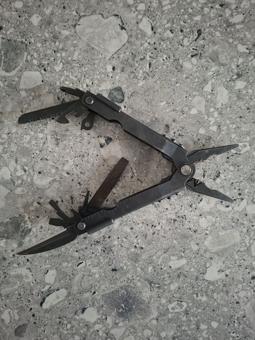 Unealta multifunctionala Gerber MP 600 BLACK