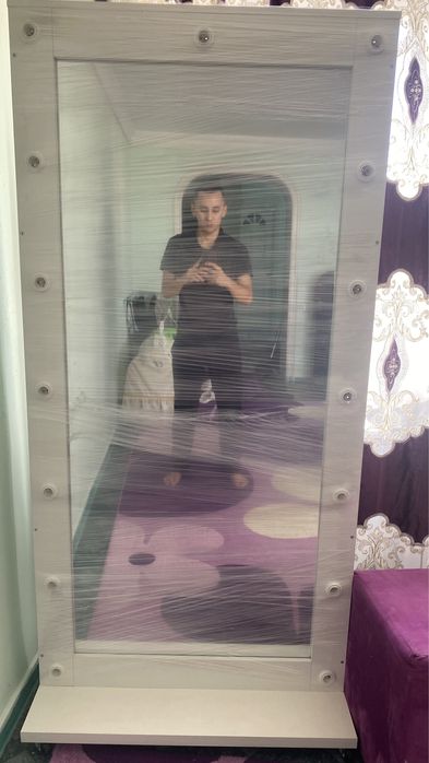 Зеркало с подсветками