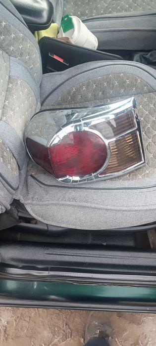 Задний фонарь Тойота fj cruiser оригинал