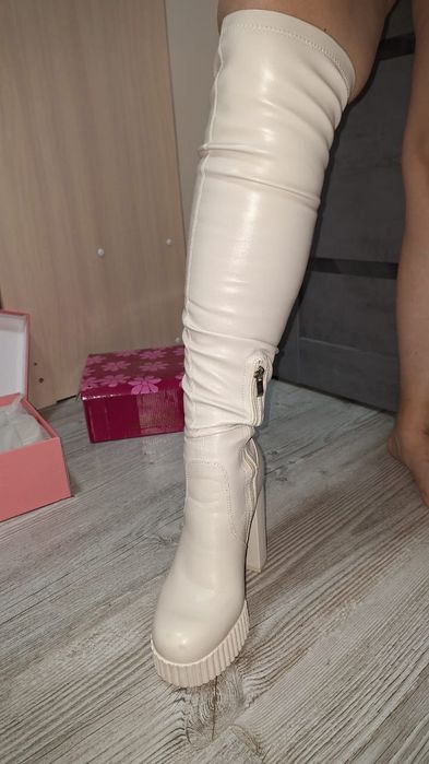 Сапоги.чулки.очень классные