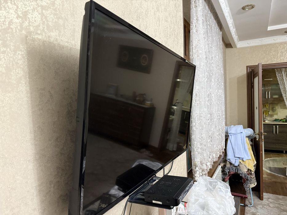 Телевизор Panasonic 43