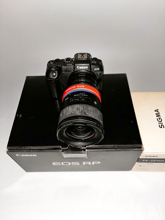 Продам фотоаппарат Canon eos rp