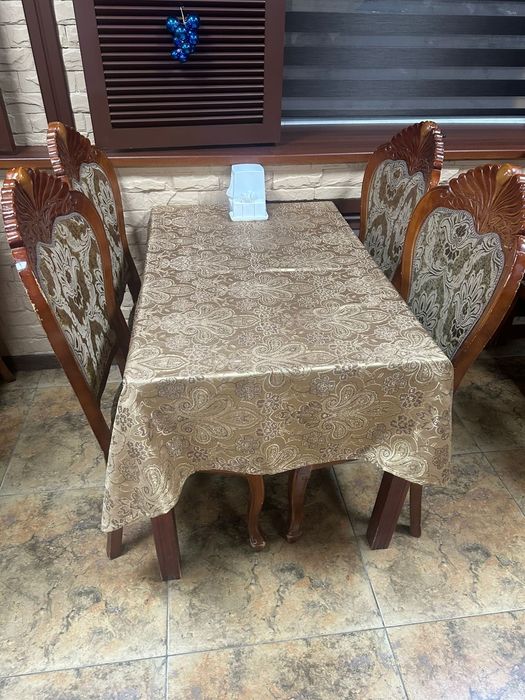 Комплекты стулья и столы