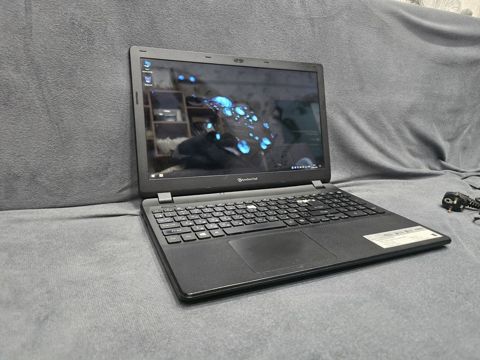 Ноутбук Packard Bell