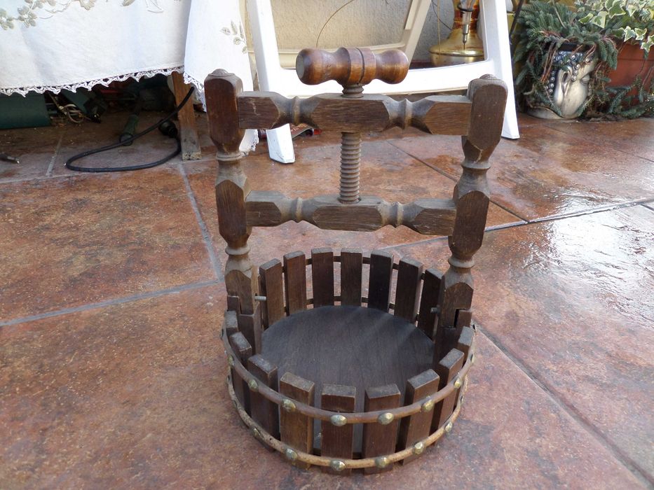 Teasc struguri figurina platou servire macheta lemn frumos deosebit