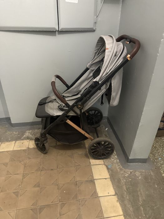 Коляска детская с рождения