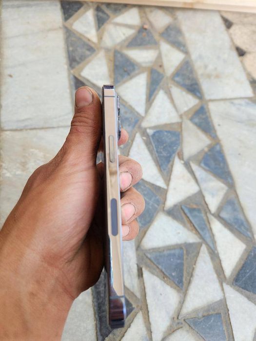 Iphone 13 pro ideal holatda