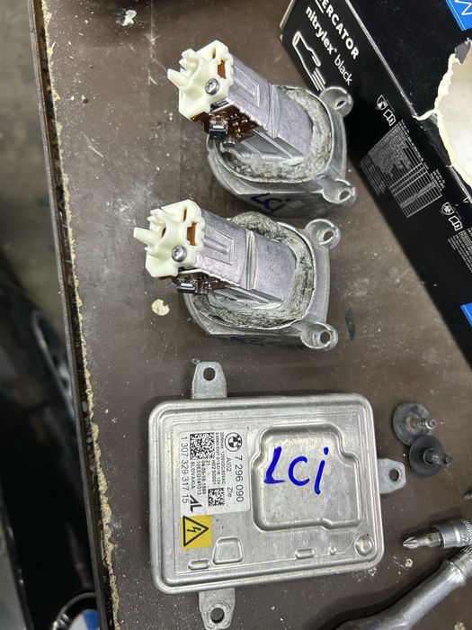 Balast xenon Bmw f10 f11 f01 f02 f25 f26 f15 f16 f30 f31 f33
