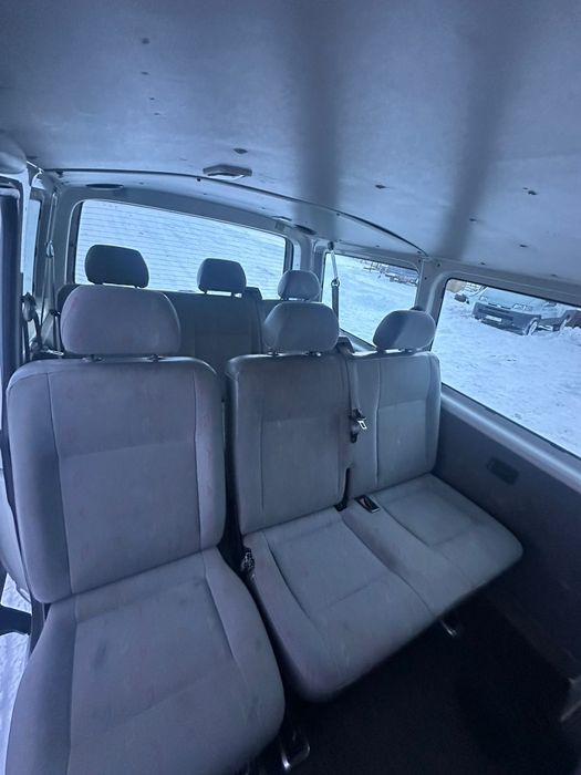 Vând vw t5 8+1 de 1.9 d schimb cu bus 16+1
