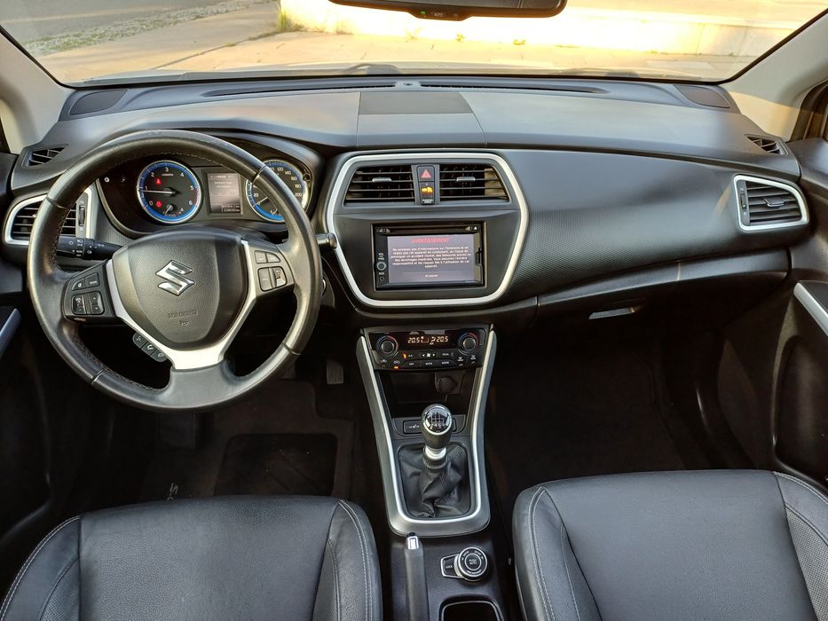 SUZUKI SX4 S-Cross 2017 — imagine 5