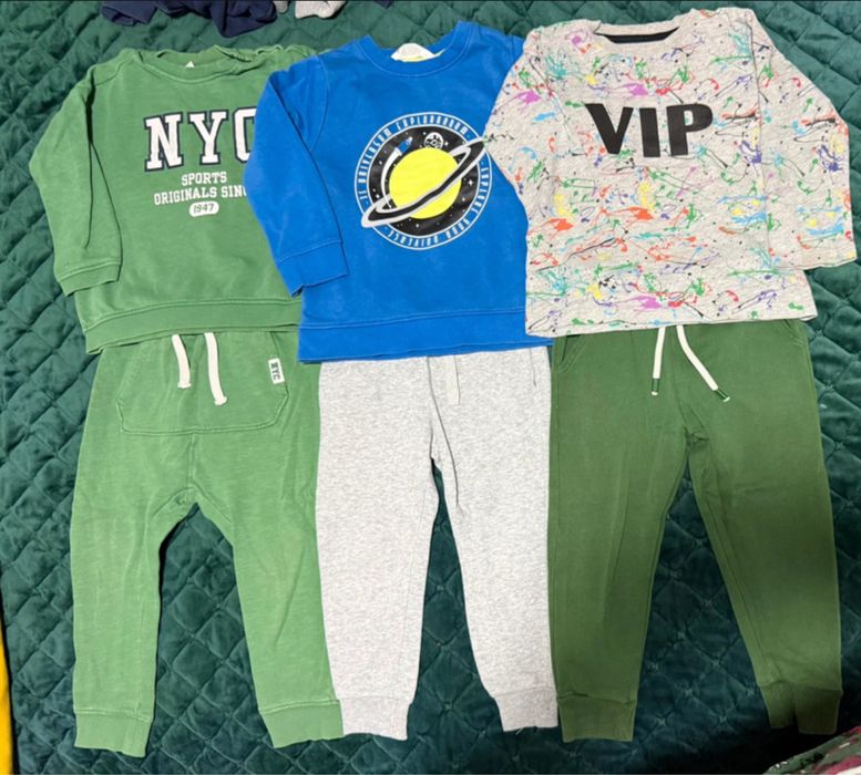 Lot 3 seturi mărimea 98