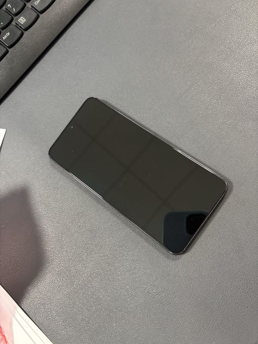 Samsung S22 estetitc impecabil