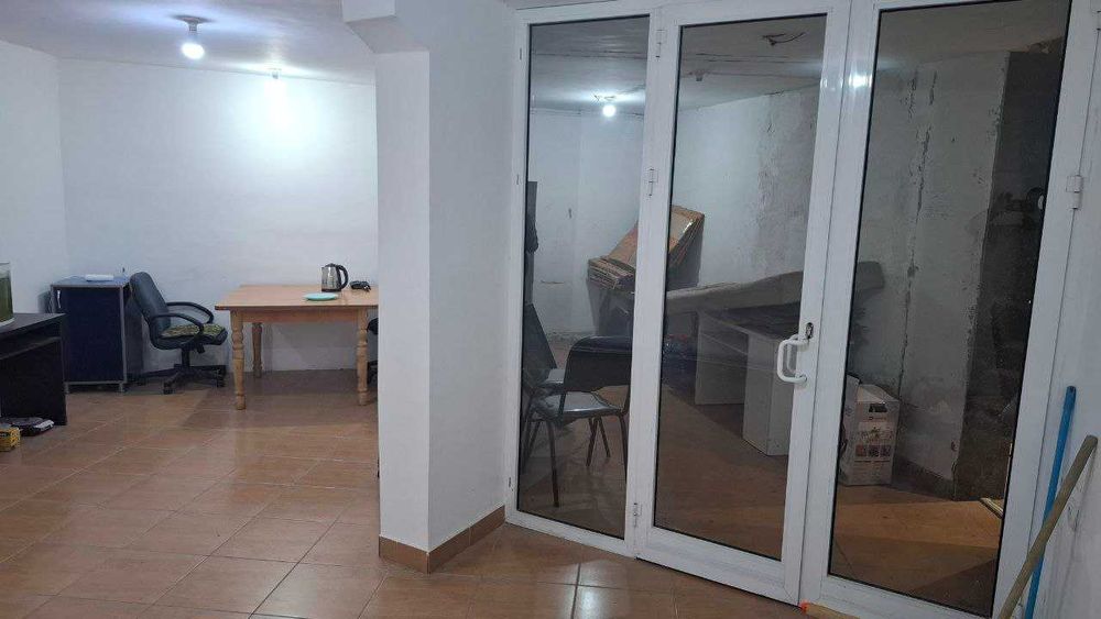 Нежилое Подвальное помещение массив кизил шарк 33кв.м