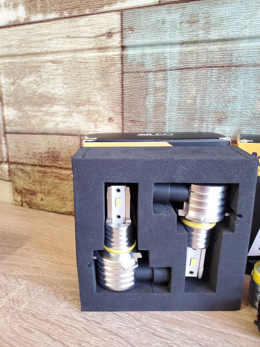 Becuri led model  H3 / H4 / H7 / 9005 HB3 / 9006 HB4