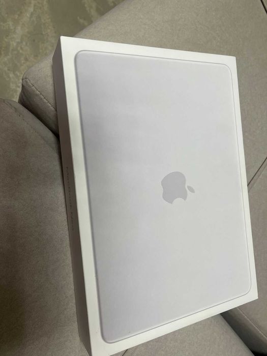 MacBook Neo 13-inch 8GB memory, 256GB storage