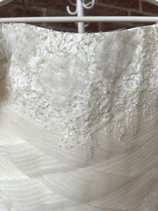 Продам детское вечернее платье в хорошем состоянии