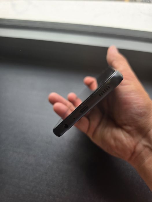 A24 samsung Yangi
