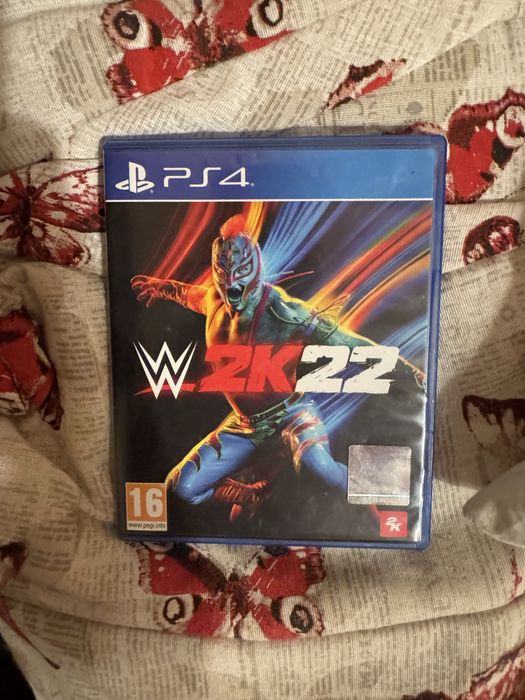 Playstation 4 slim със 7 игри