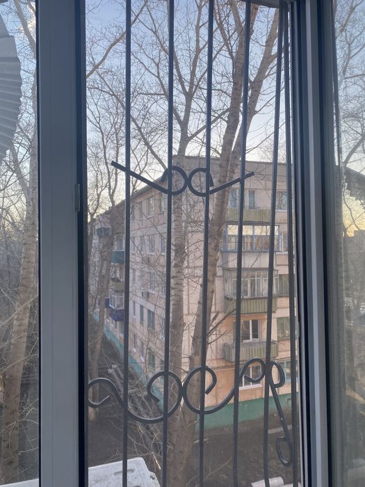 Продам квартиру 3-комнатную