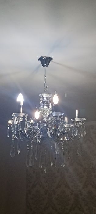 Продается люстры