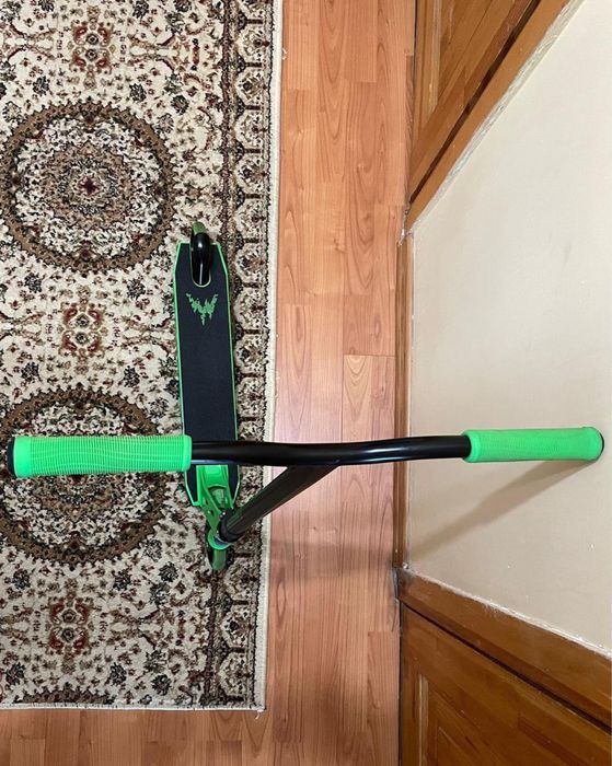 Самокат Longway Summit 2021 зеленый