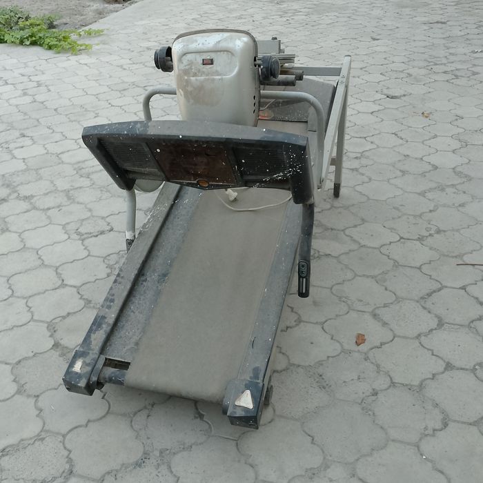 Беговая дорожка холати урта