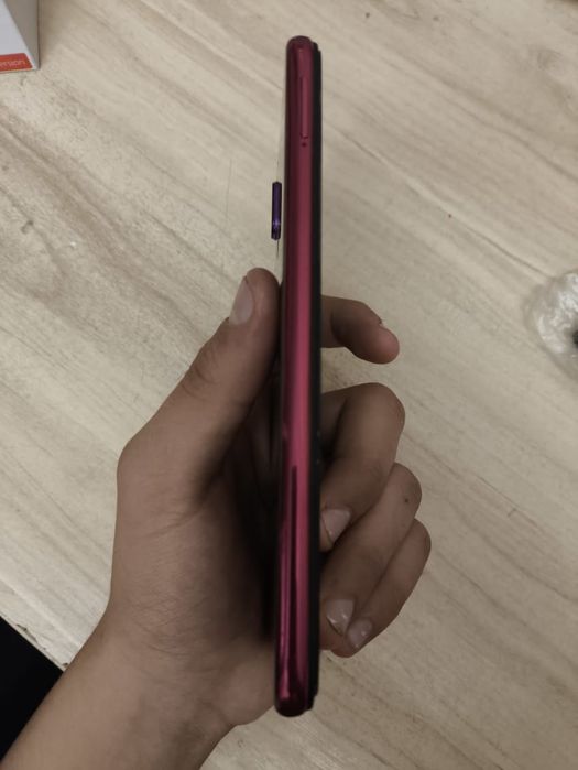 Redmi note 7 4/64 в цвете nebulla red