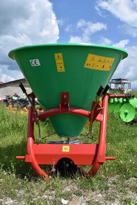 Masina de imprastiat azot 300l -500l