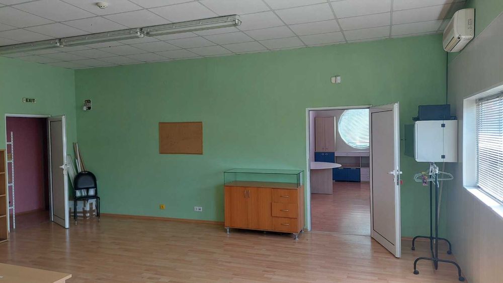 Дава се под наем Промишлена сграда в Карлово - 4500 кв.м за 2308 € - Снимка #12