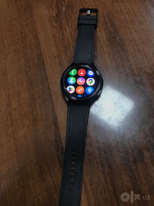 Samsung Galaxy WATCH4 CLASSIC (7JJD)