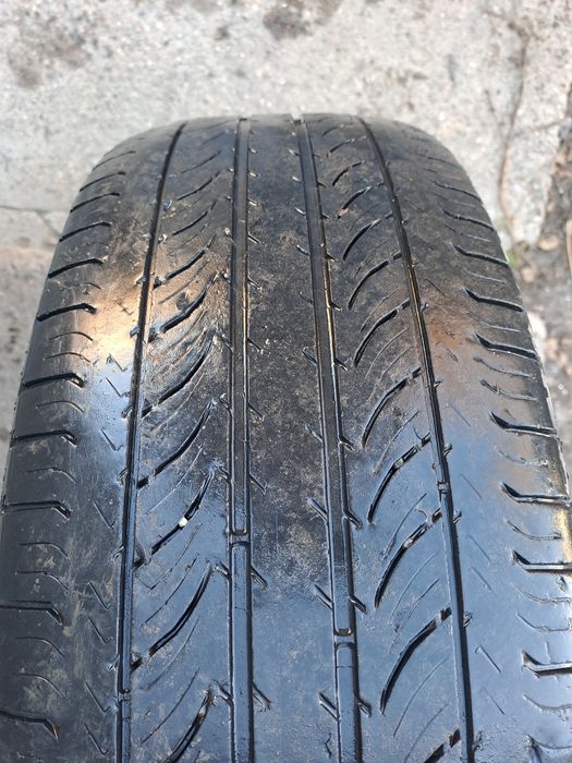 Продам 2 шины 235/55 R18 Мишлен