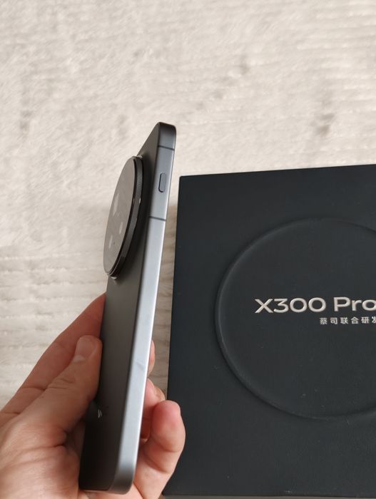 Vivo X300 PRO 16GB/512GB, Fullbox