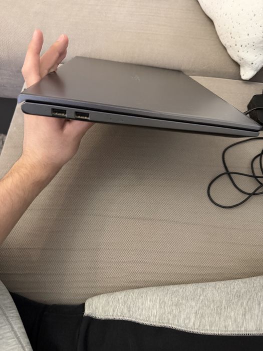 Лаптоп asus vivobook 15 256gb