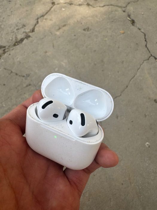 Airpods 4 оригинал