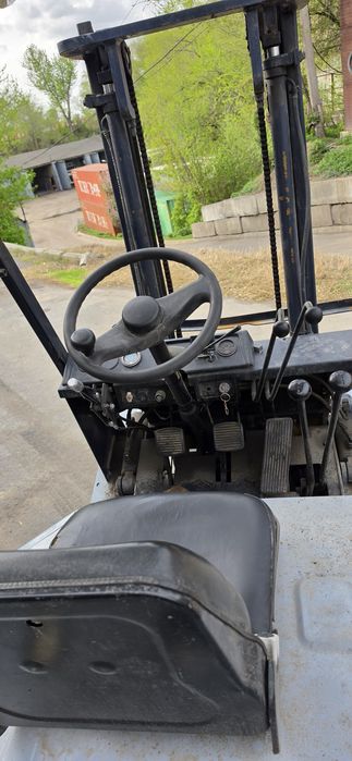 Вилочный погрузчик Komatsu