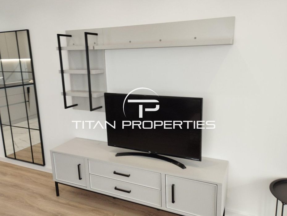 Дава се под наем Тристаен апартамент в Пловдив, Остромила - 116 кв.м за 650 € - Снимка #1