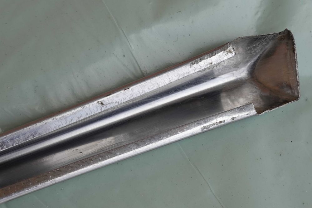 Оригинална лайсна за праг за Жигули