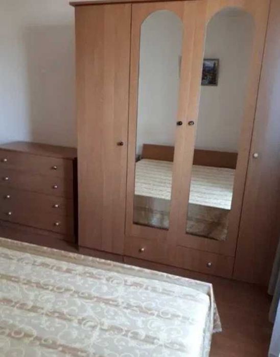 Дава се под наем Тристаен апартамент в Пловдив, Център - 90 кв.м за 331.5 € - Снимка #2