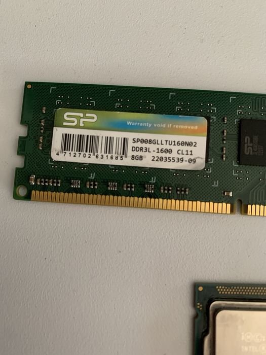 Продавам процесор с рам