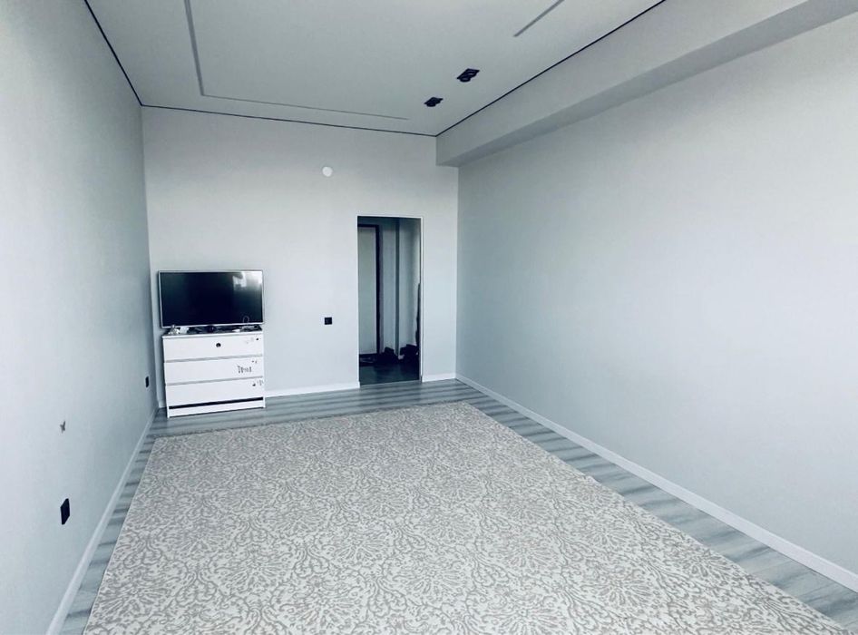 ЖК дан уй сатылады 2 ком