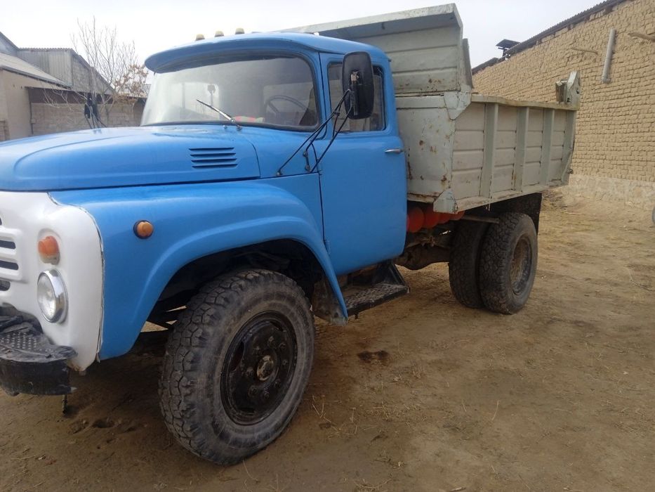 ЗИЛ самосвал сотилади йили 1983.матор Урал