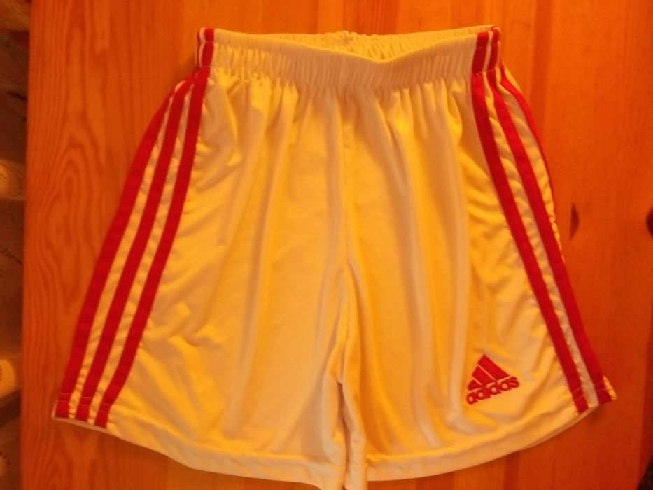 Оригинални спортни панталони "Adidas" на MAN.UNITED