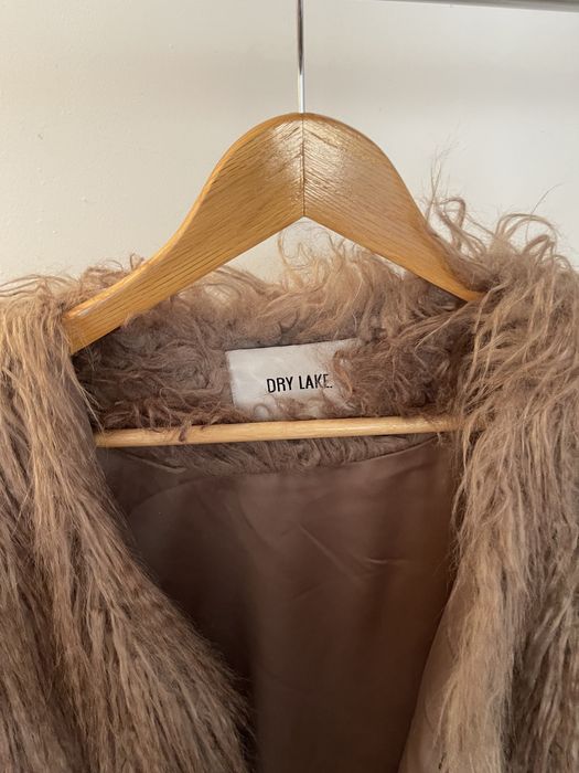 Haina superba Dry Lake de blanita