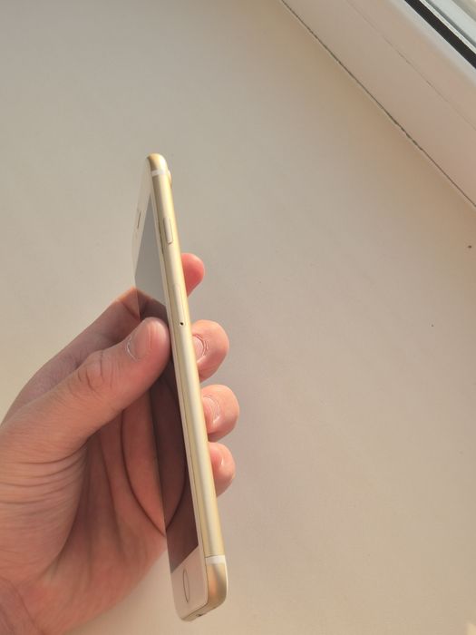 iPhone 7 Plus 32ГБ — идеальное состояние, АКБ 75%, без торга