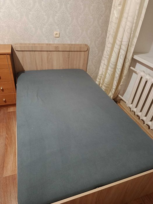 Кровать полуторка