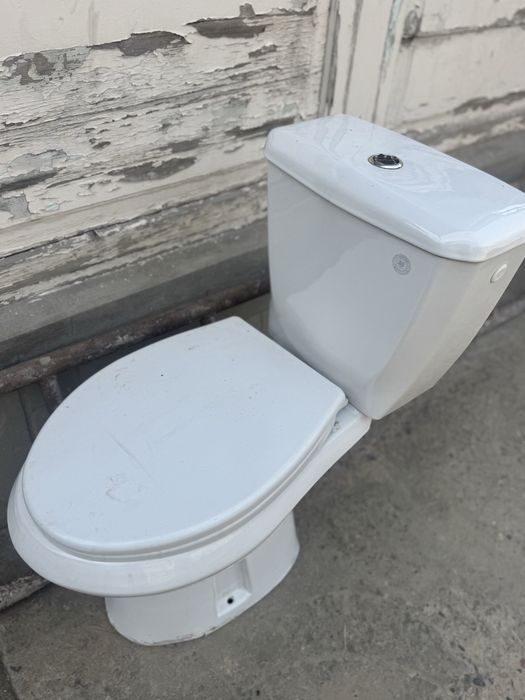 Unitaz ishlatilgan xolati yahshi