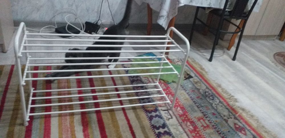 Срочно продам обувную полку