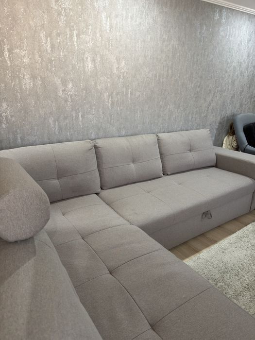 Canapea extensibila iluminat led