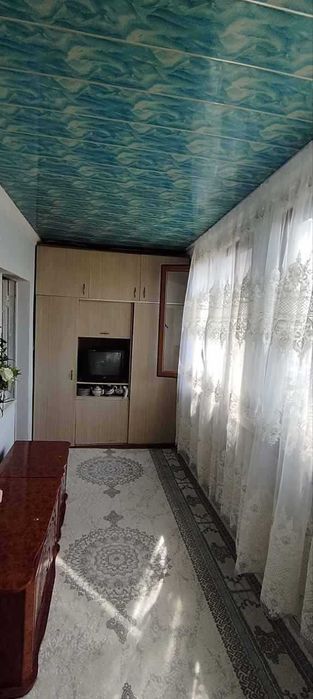 СРОЧНО !! Продается квартира в Яшнабаде 2/5/5 ( 50 кв/м) Авиасозлар