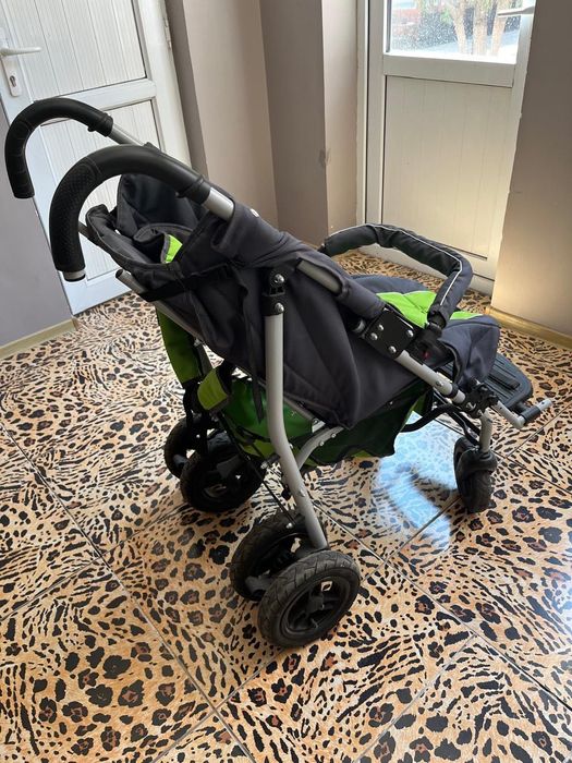 Продам кресло-коляску для детей ДЦП